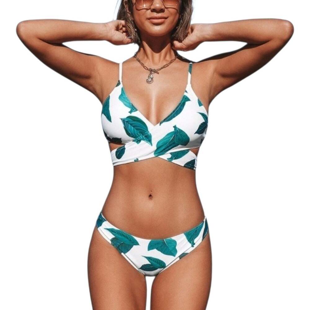 Cupshe Court and Spark Fresh Leaves Bikini Set, Small